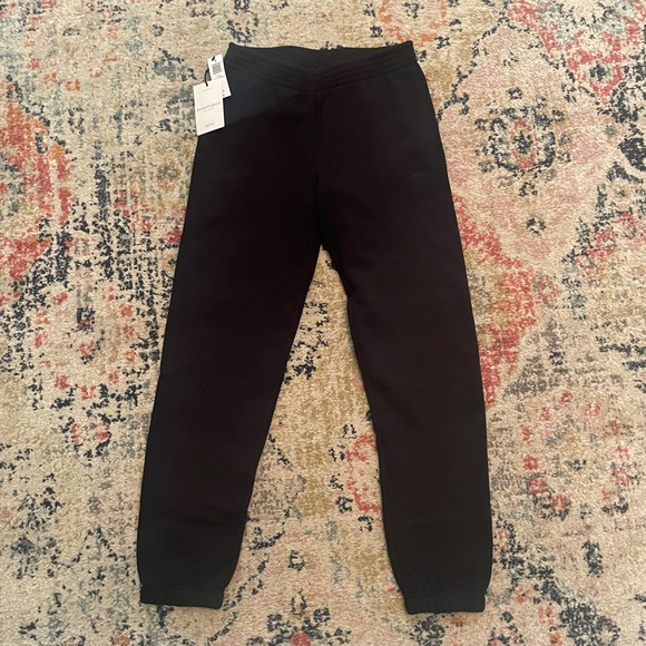 Aritzia Pants - NWT Aritzia Black Sweatpants